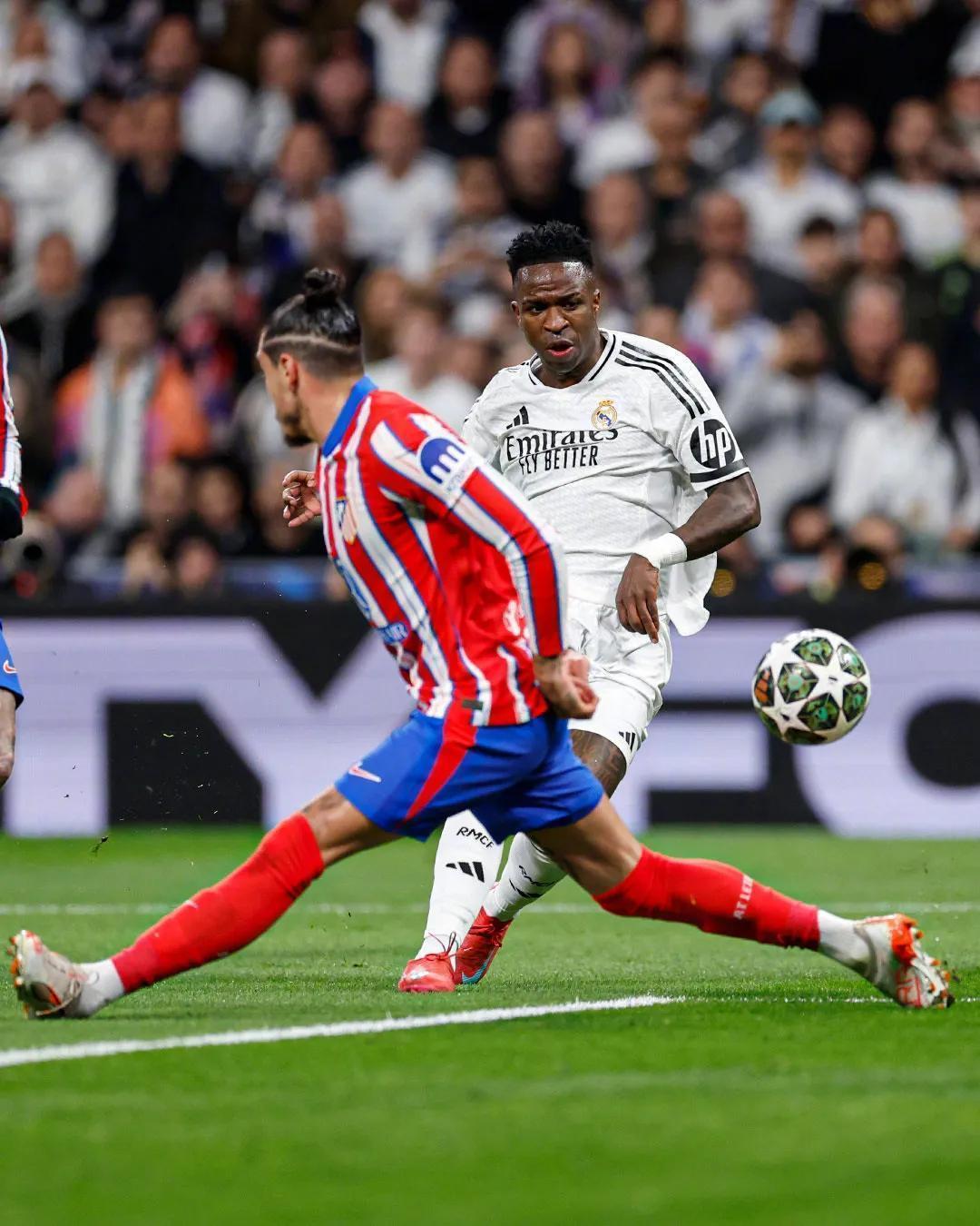 爱游戏入口-今晨欧冠焦点战，法兰克福篮板制胜，信心回归，心理建设被强调的简单介绍